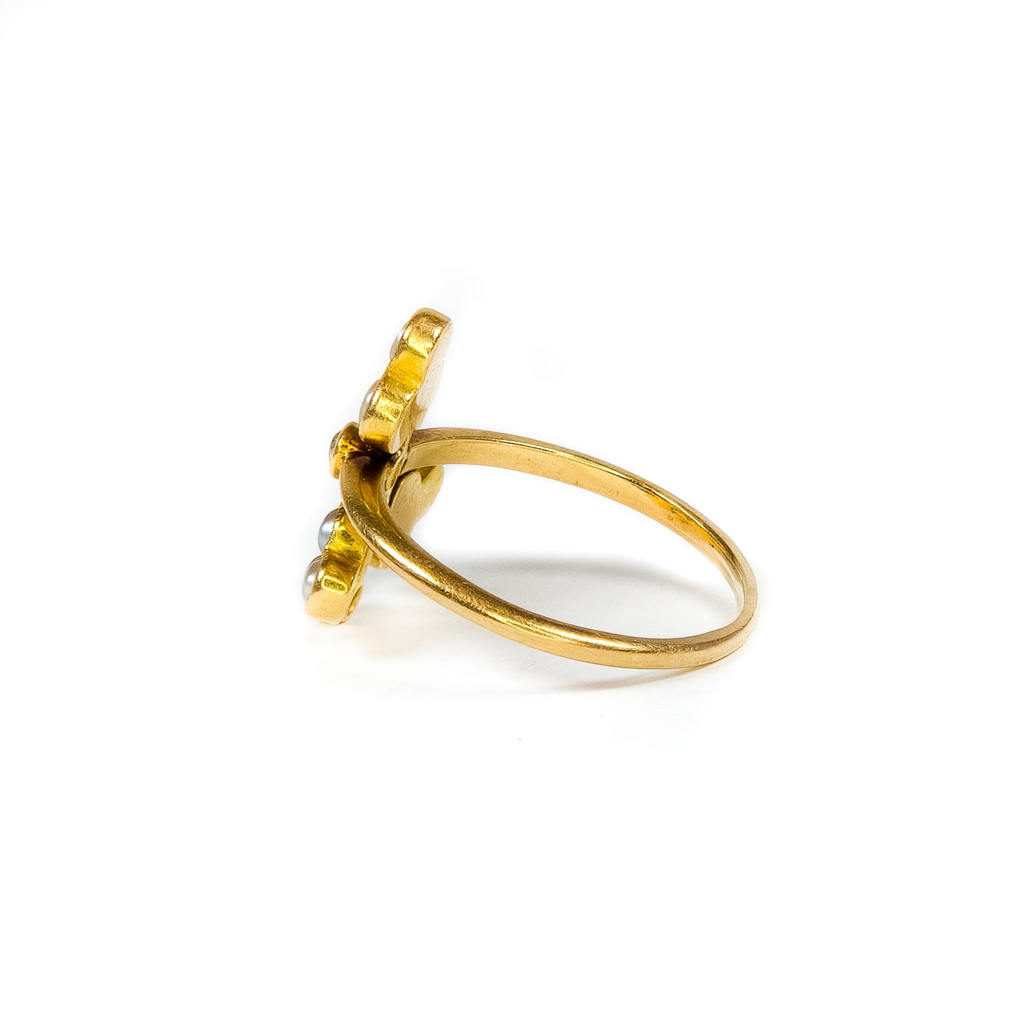 Victorian 18K Gold Ring with Diamond, Peridot & Seed Pearls